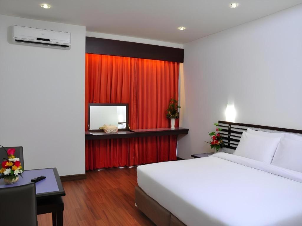 The Color Hotel Hat Yai Ngoại thất bức ảnh