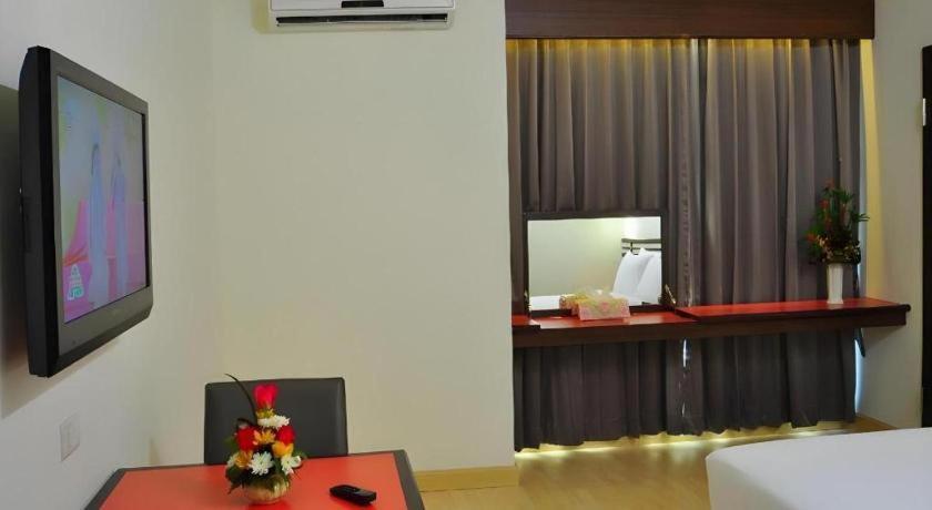 The Color Hotel Hat Yai Ngoại thất bức ảnh