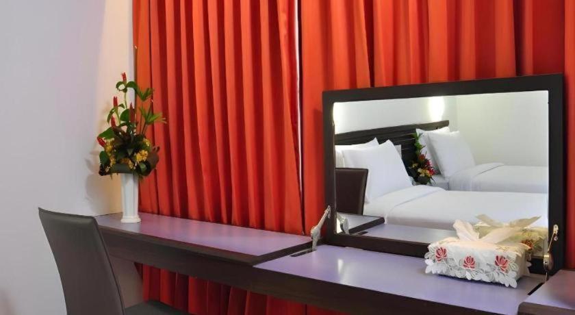 The Color Hotel Hat Yai Ngoại thất bức ảnh