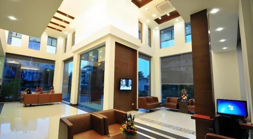 The Color Hotel Hat Yai Ngoại thất bức ảnh