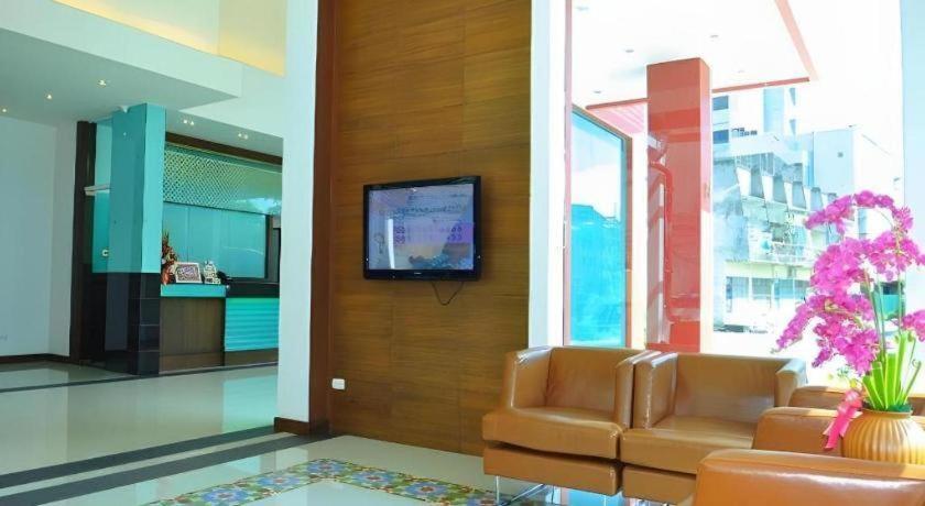 The Color Hotel Hat Yai Ngoại thất bức ảnh